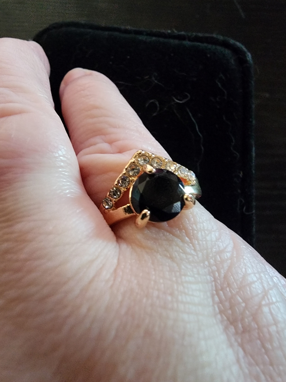 Gold-Tone Ring with Black Center Stone and Clear Accents - Size 6